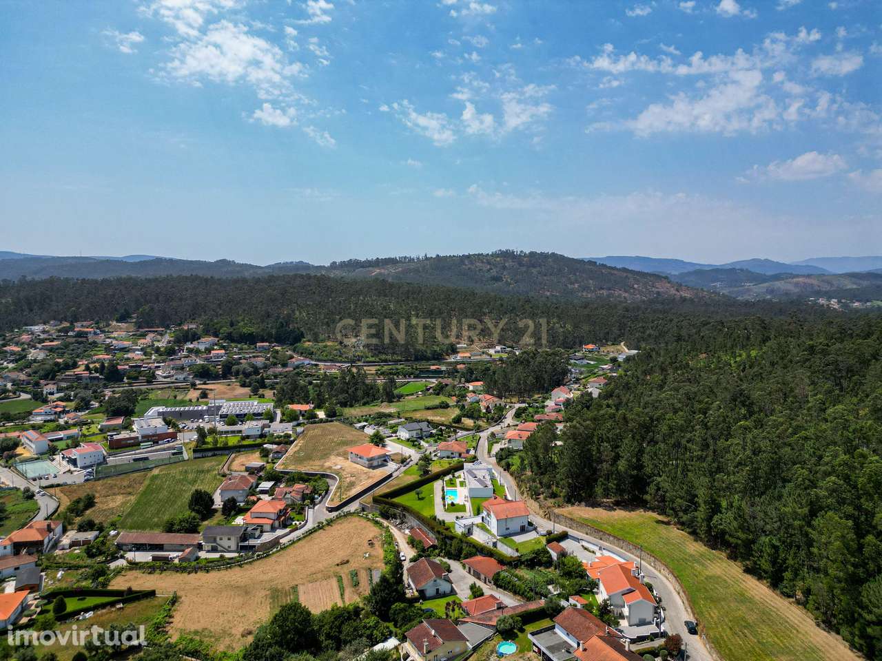 Terreno  construção com 899m2 em Alheira  - Barcelos - Grande imagem: 2/30