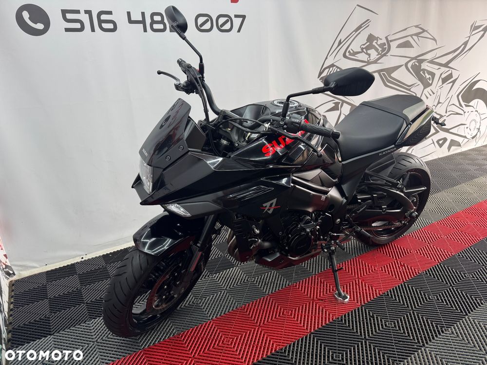 Suzuki GSX - 7