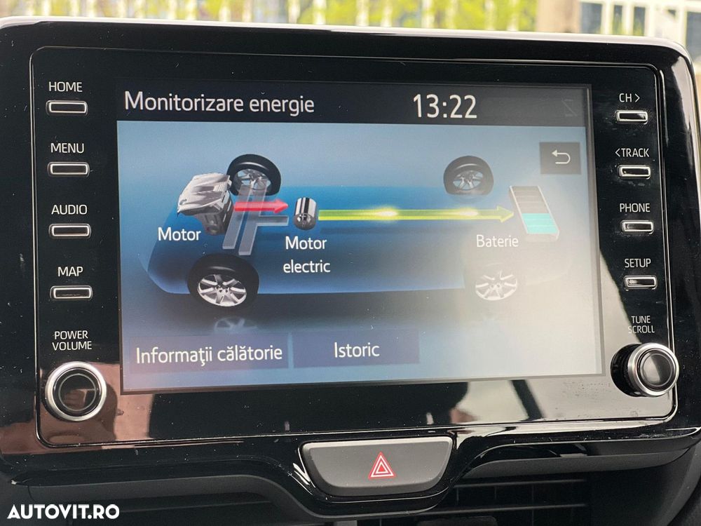 Toyota Yaris Cross 1.5 VVT-i HSD 4x2 Dynamic - 31