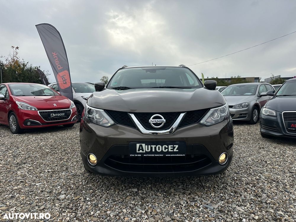 Nissan Qashqai 1.6 DCI Start/Stop 4X4-i Tekna - 3