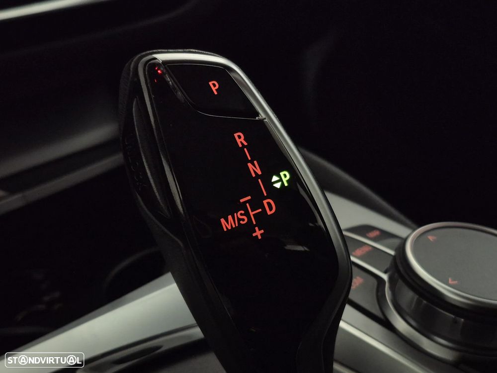 BMW 520 d Auto - 40
