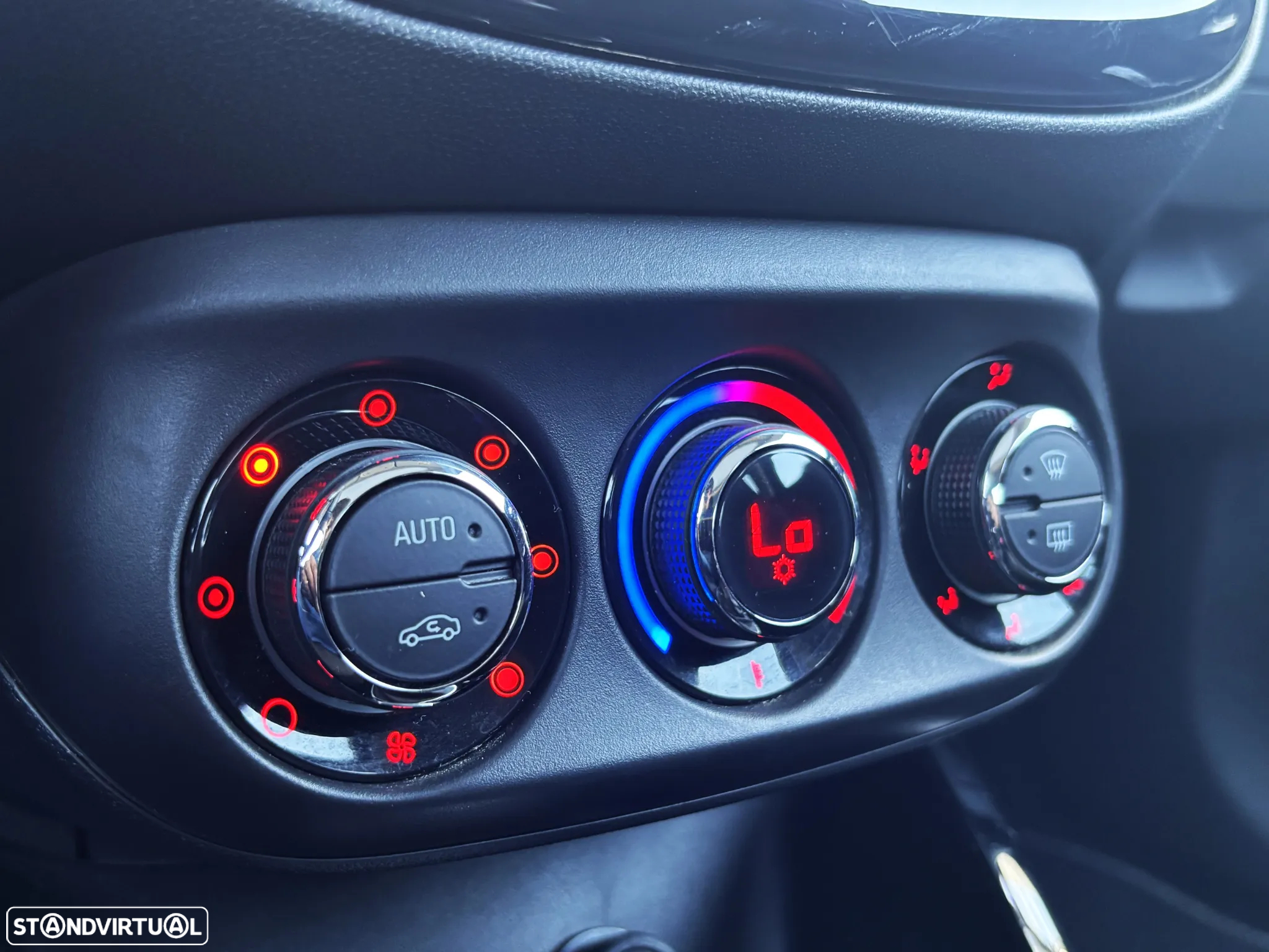Opel Adam 1.0 T Glam - 33
