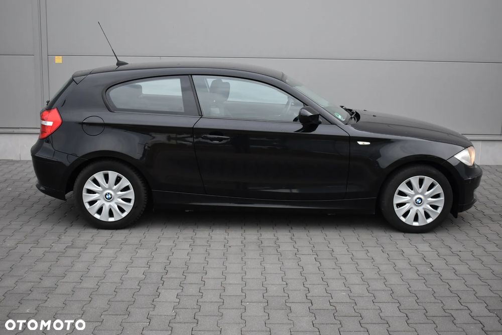 BMW Seria 1 116i - 17