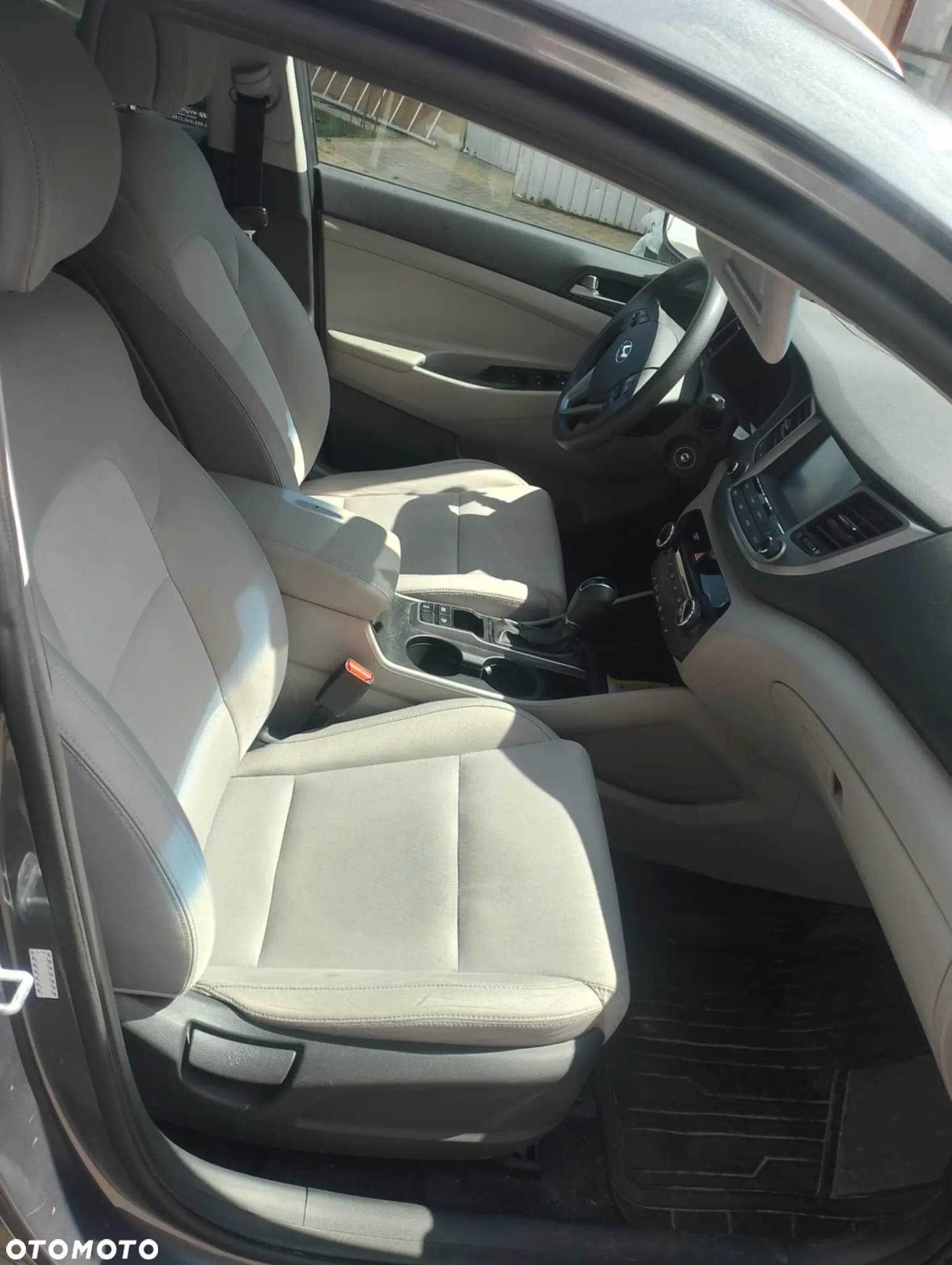 Hyundai Tucson - 13