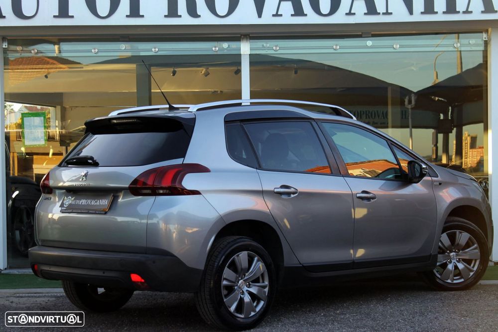 Peugeot 2008 1.6 BlueHDi Style - 23