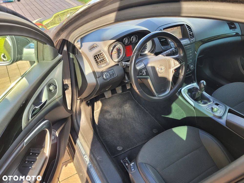 Opel Insignia 1.6 Turbo Sports Tourer Cosmo - 9