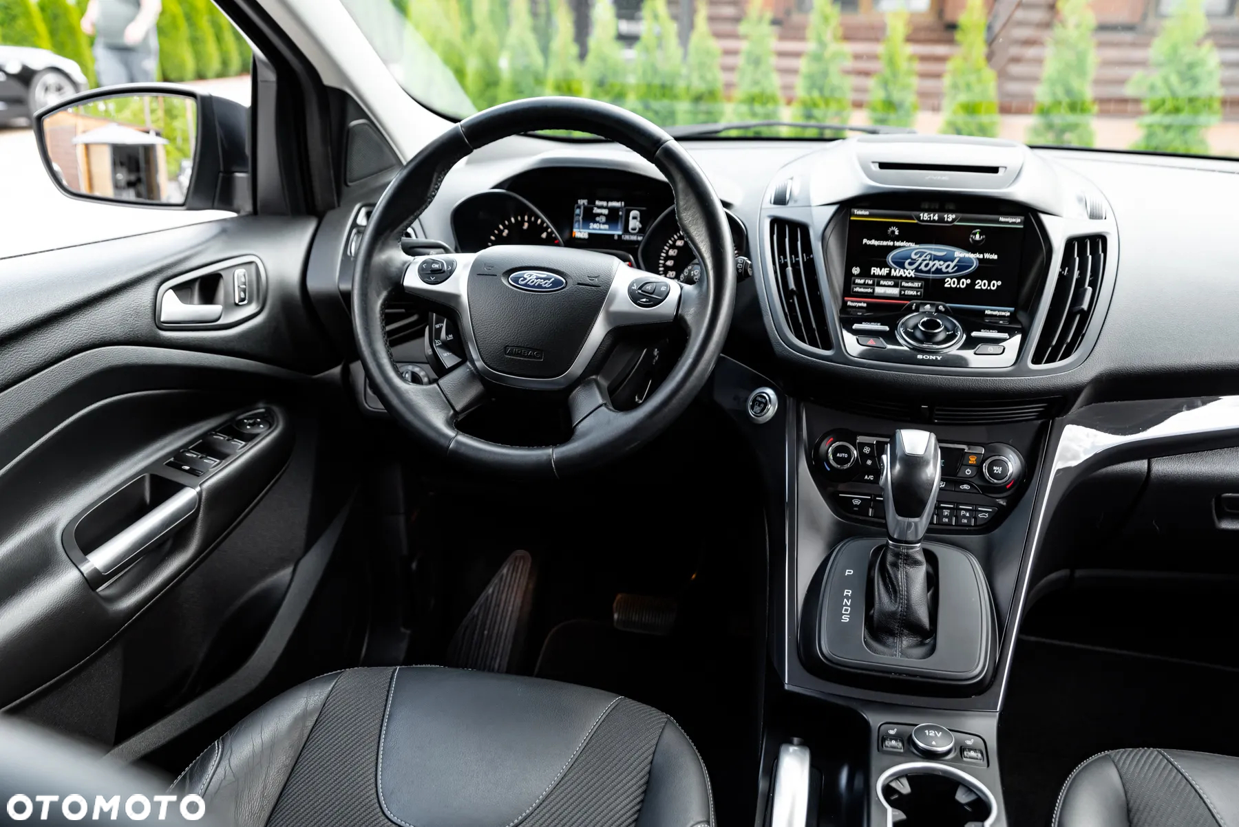 Ford Kuga - 23