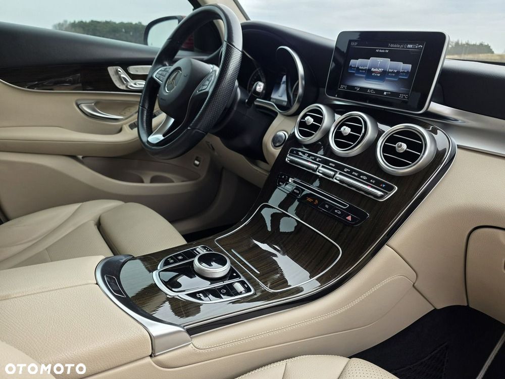 Mercedes-Benz GLC - 9