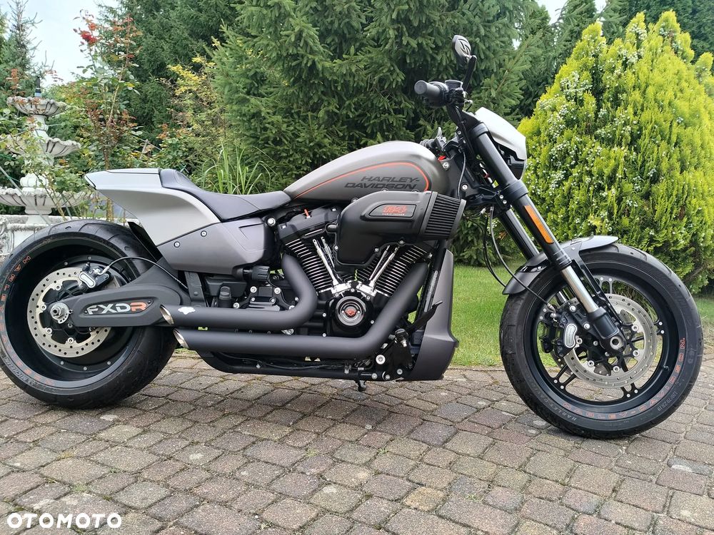 Harley-Davidson Softail FXDR - 1