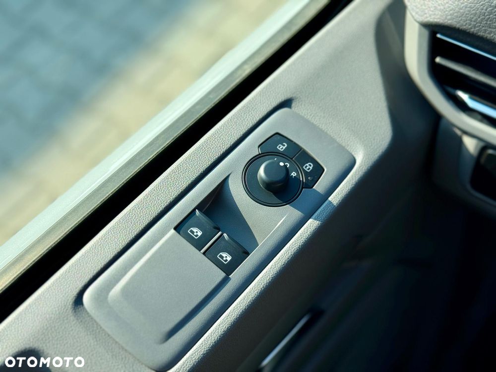 Volkswagen Transporter T7 - 26