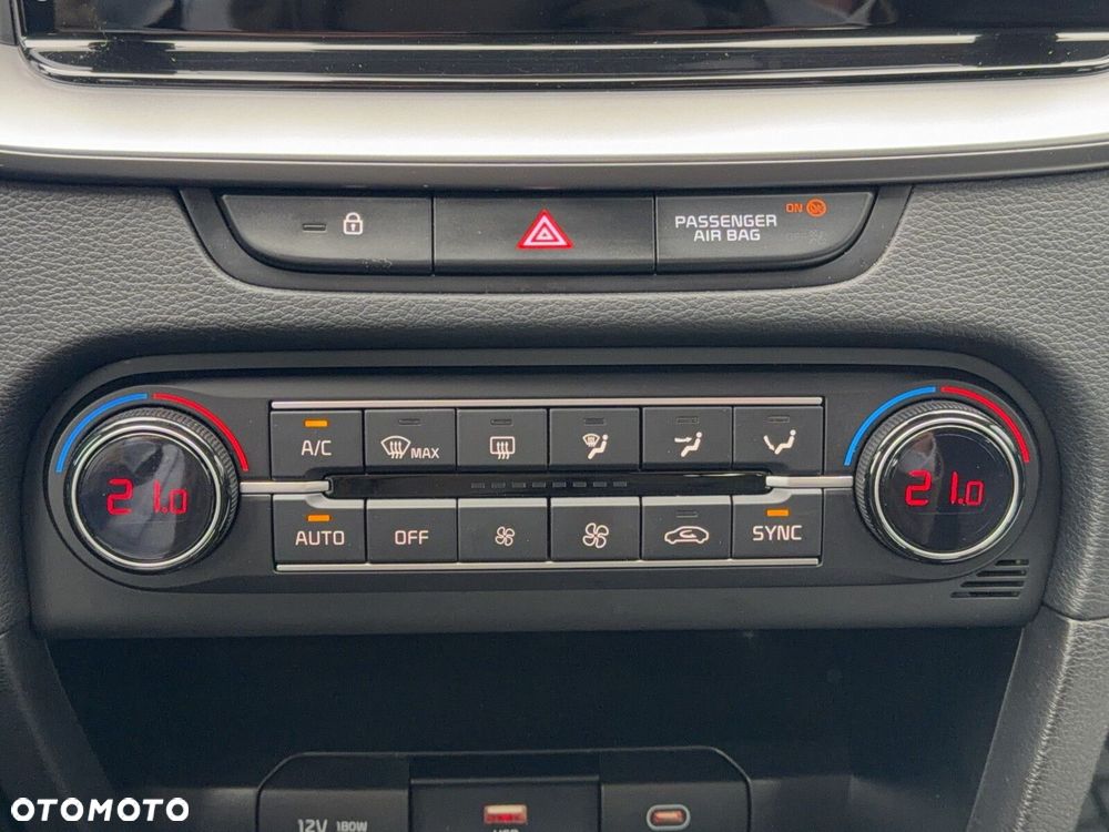Kia Ceed - 26