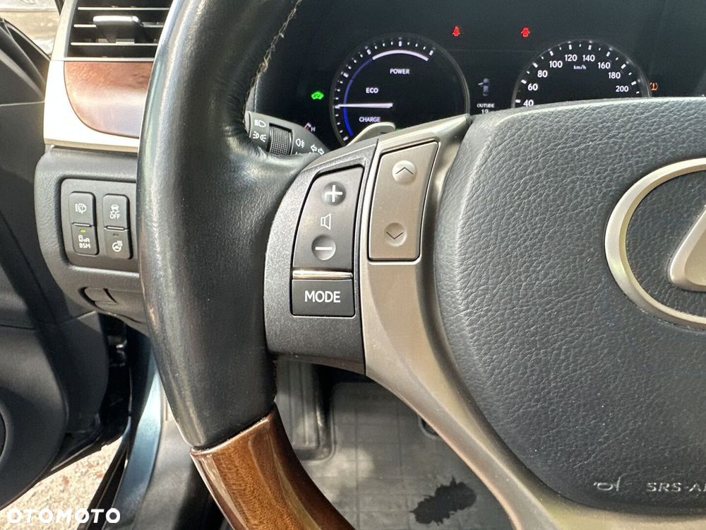 Lexus GS 300h Prestige - 14