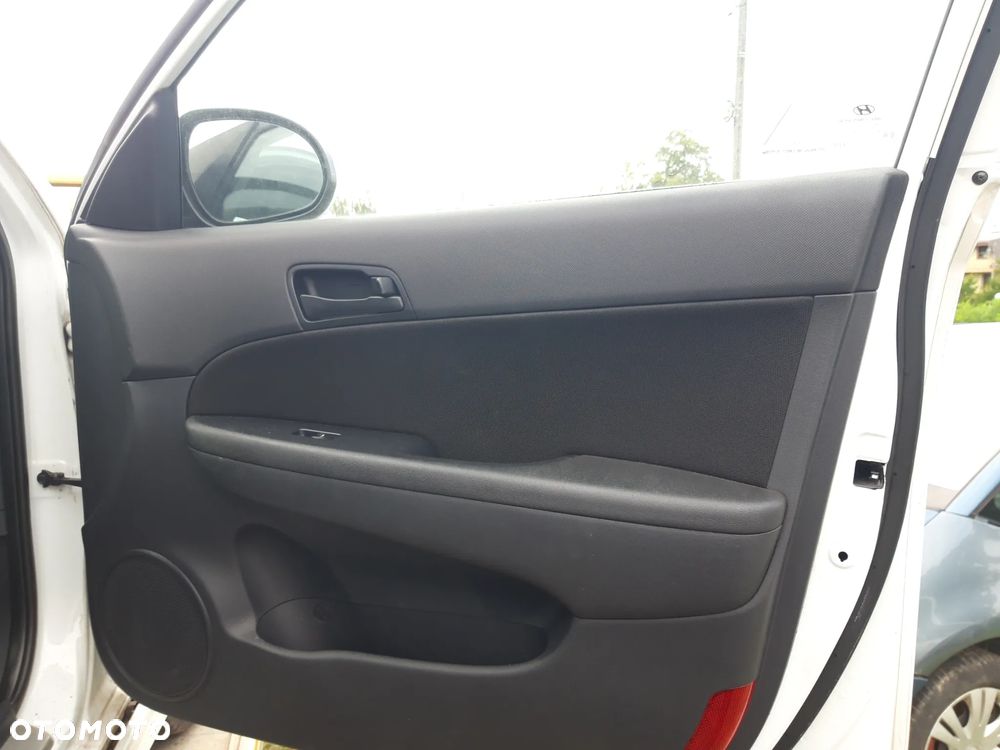 Hyundai i30 1.4 blue Classic - 17