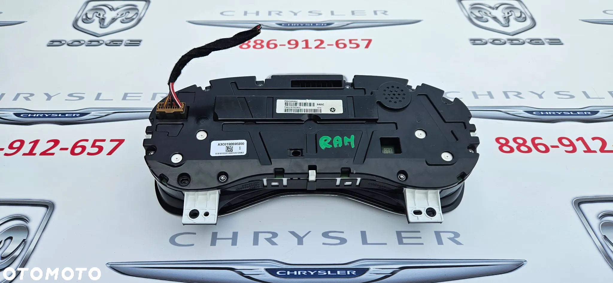 RAM 1500 V 5 2019- 4X4 5.7 HEMI Licznik Zegary P68434846AC - 4