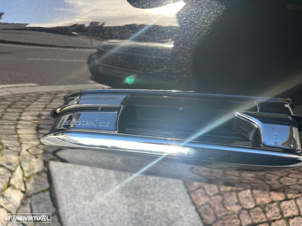 Mercedes-Benz E 220 d AMG Line - 31