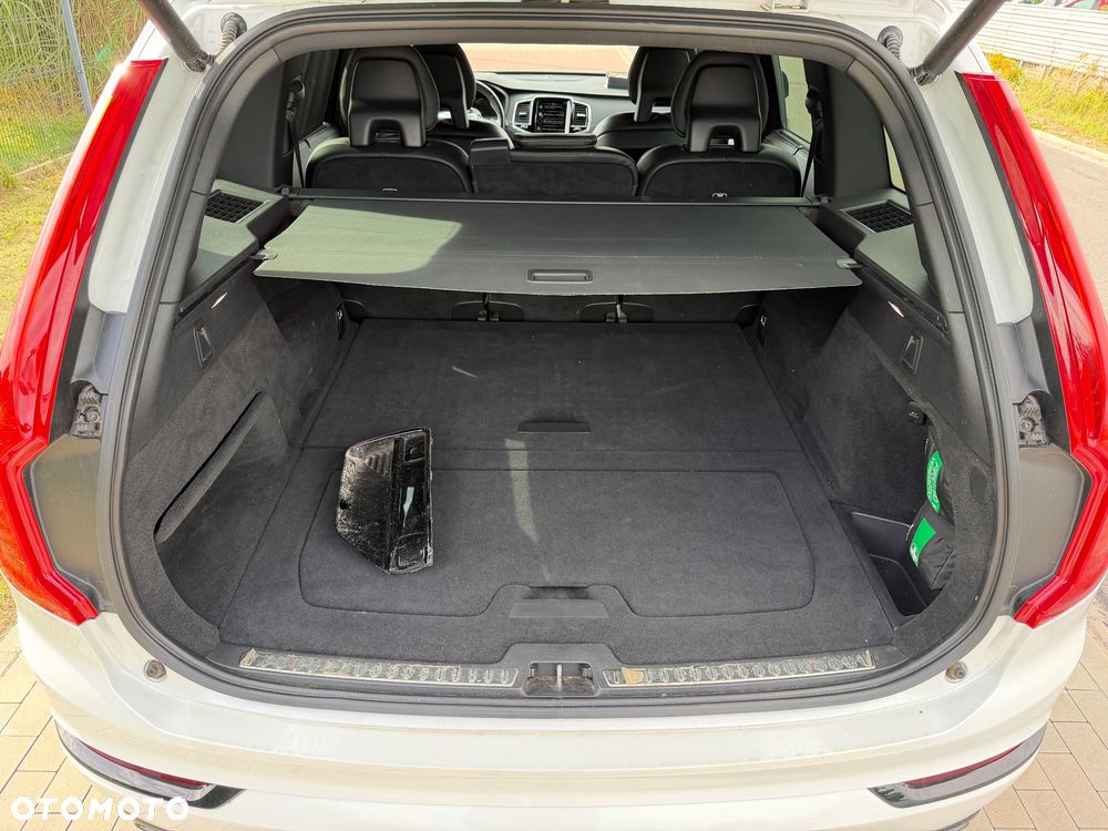 Volvo XC 90 - 26