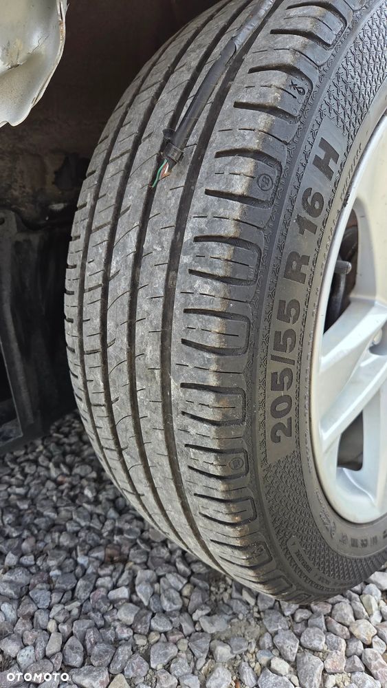 Toyota Corolla 1.8 Hybrid Comfort - 19