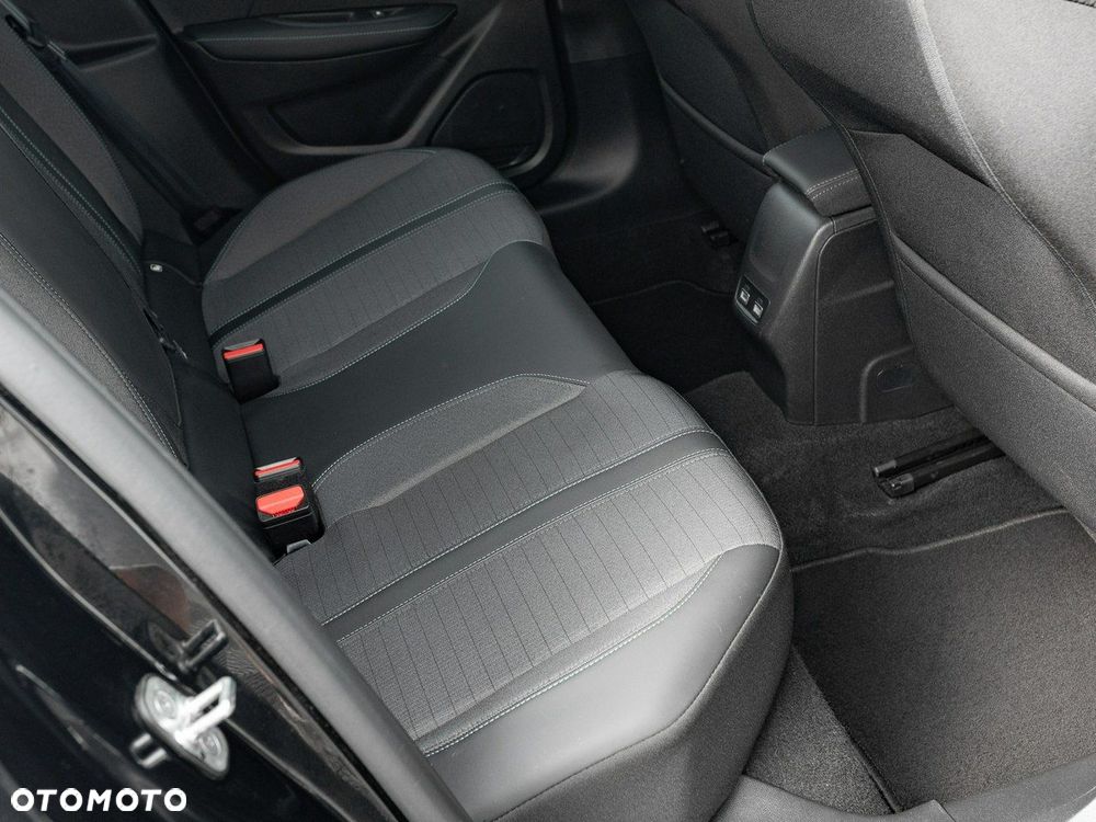 Peugeot 208 1.2 PureTech Allure Pack S&S EAT8 - 30