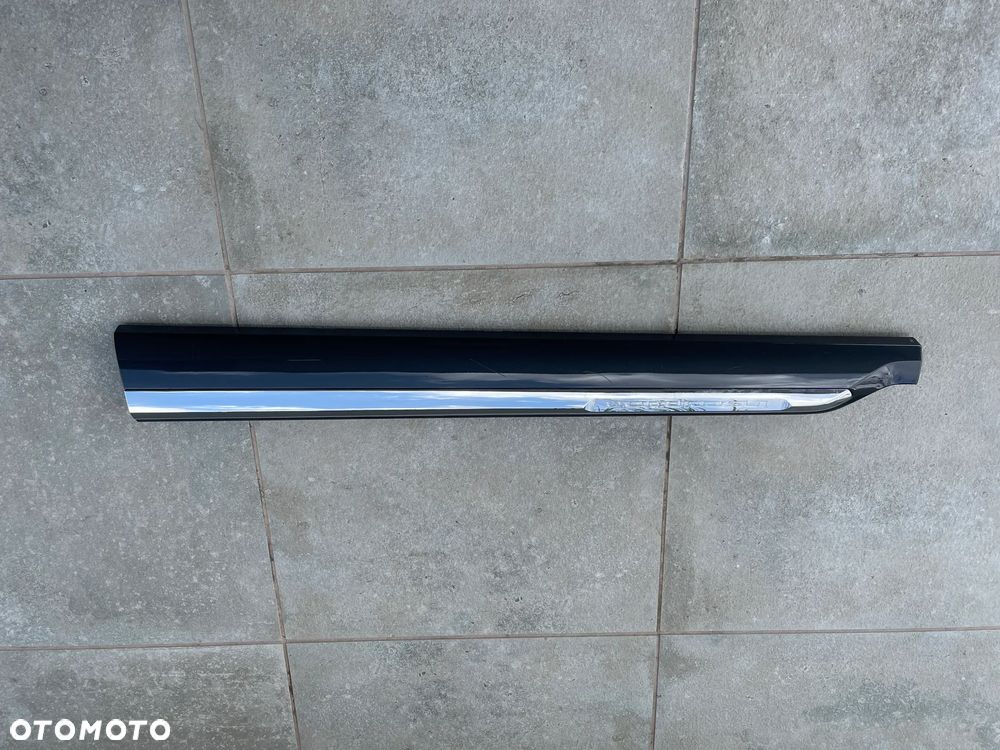 VOLVO XC90 LISTWA DRZWI LEWA PRZÓD 31448427
