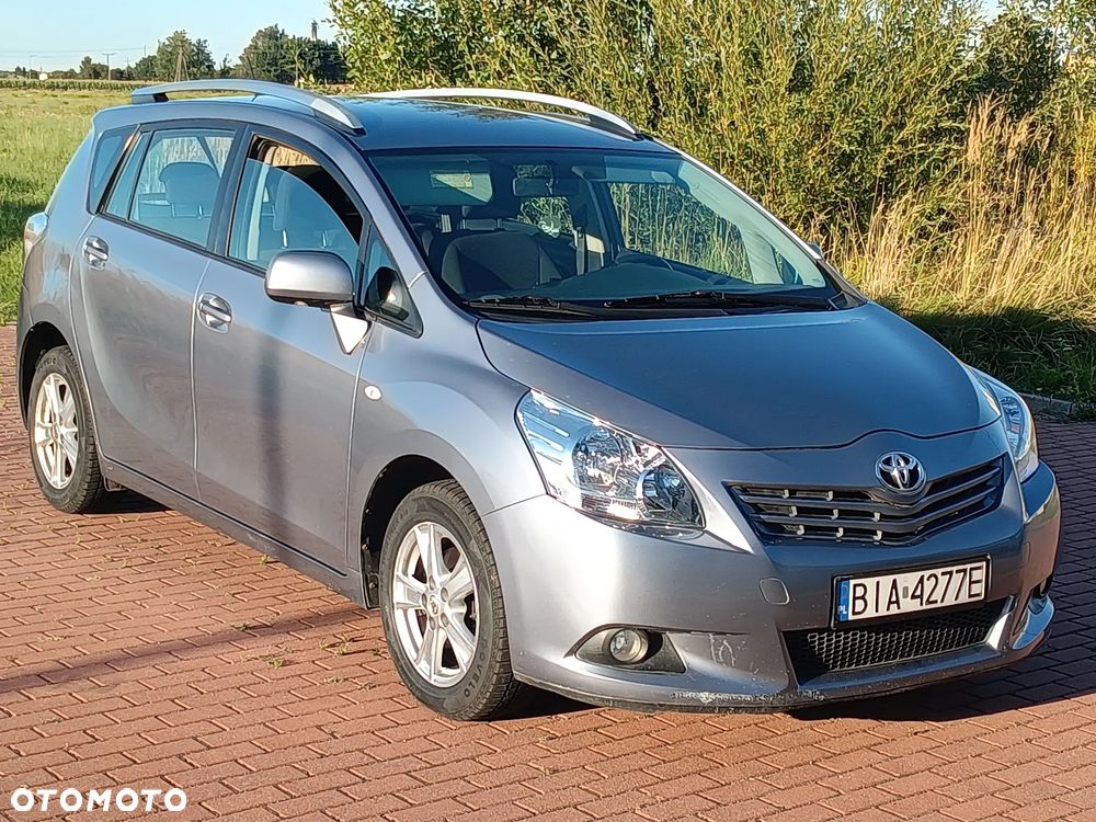 Toyota Verso 2.0 D-4D - 17