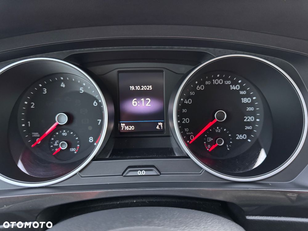 Volkswagen Tiguan - 37