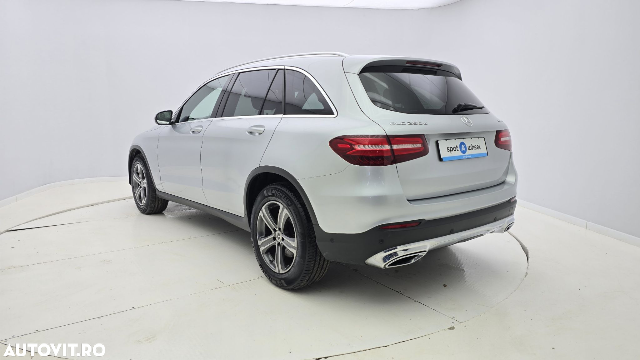 Mercedes-Benz GLC 250 d 4MATIC - 8