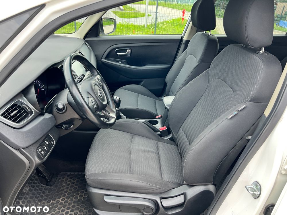 Kia Carens 1.7 CRDi Spirit - 18