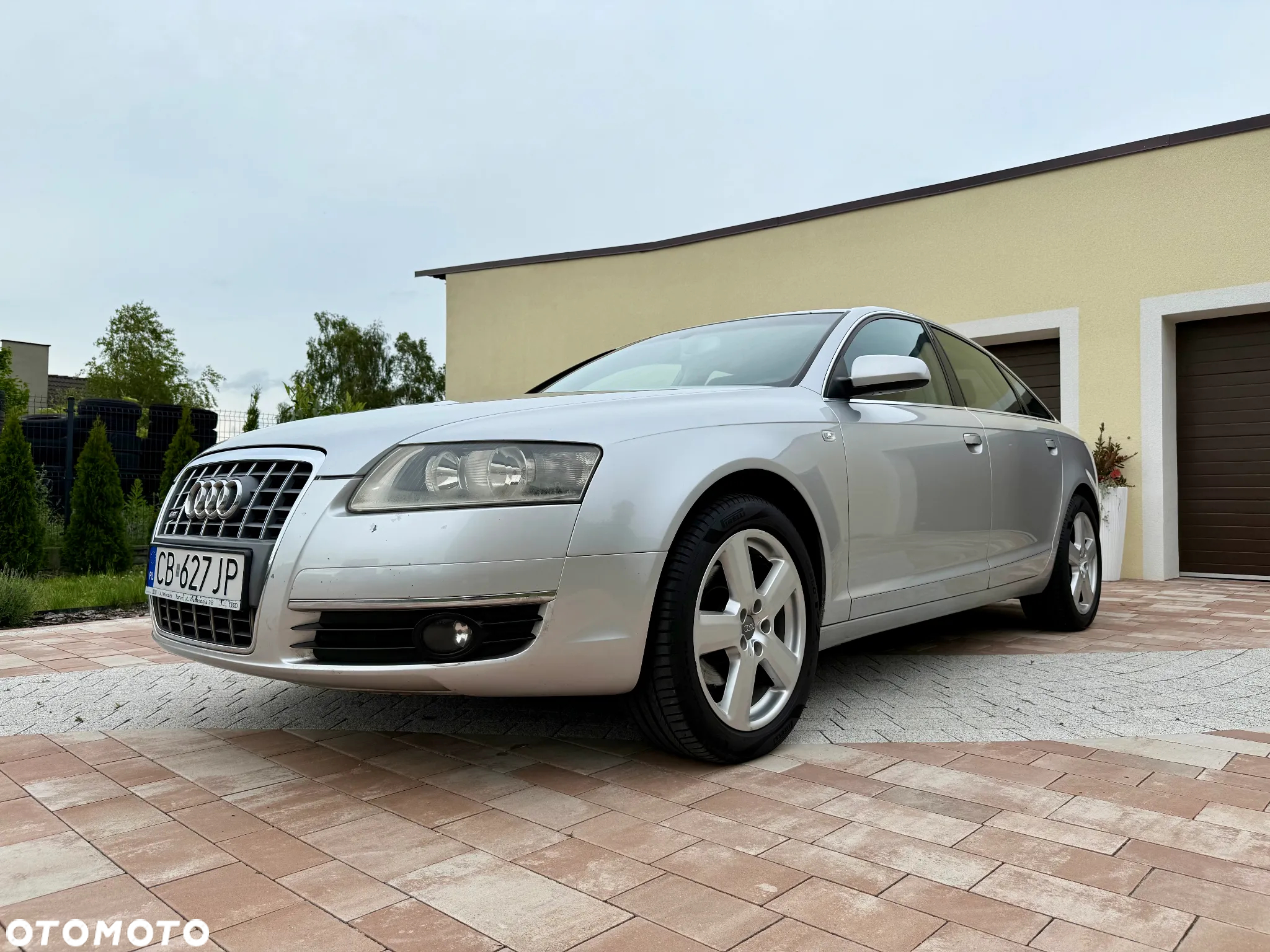 Audi A6 2.4 - 2