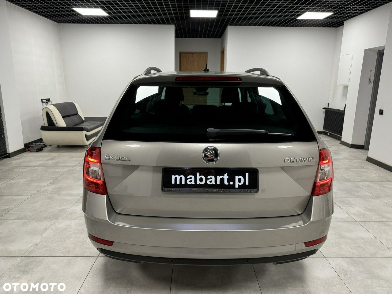 Skoda Octavia 2.0 TDI DSG Drive - 4