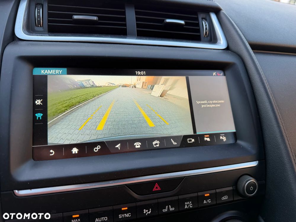 Jaguar E-Pace 2.0 i4D AWD S - 39