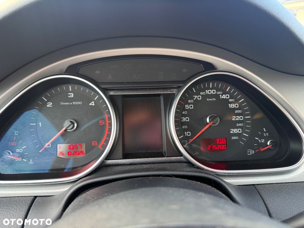 Audi Q7 - 36