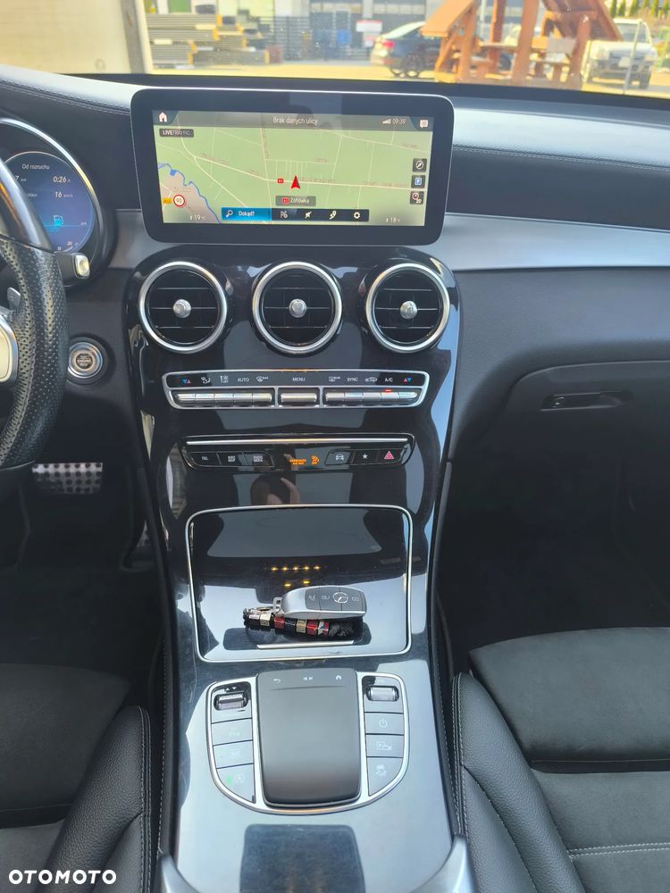 Mercedes-Benz GLC 200 d 4Matic 9G-TRONIC - 12