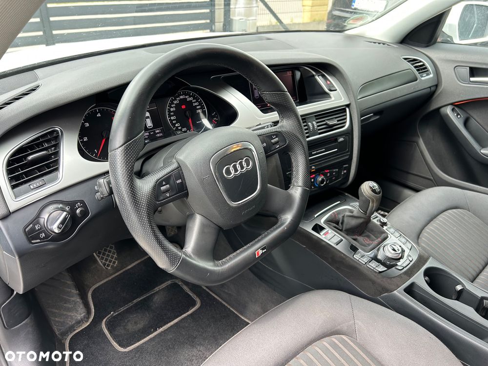 Audi A4 Avant 2.0 TDI DPF Ambition - 22