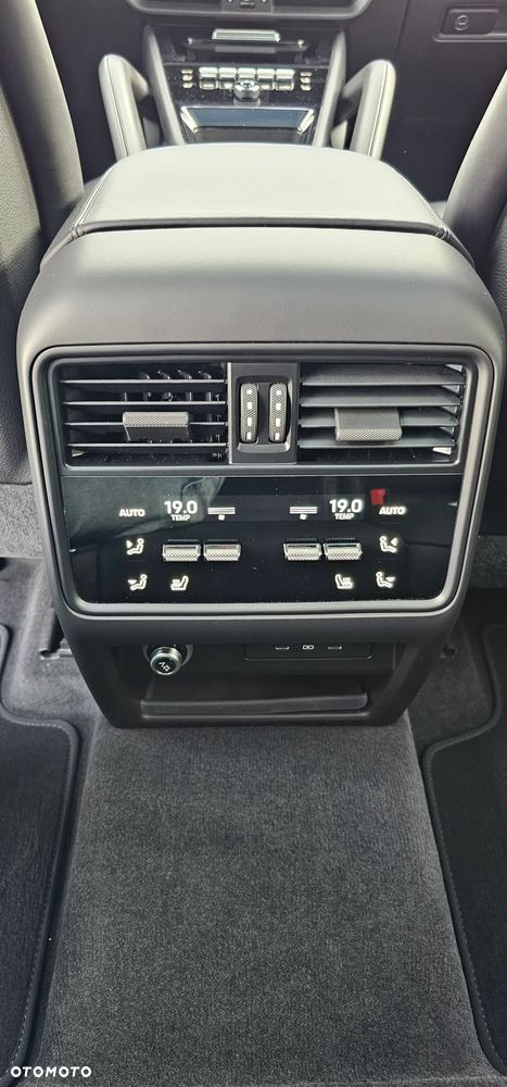 Porsche Cayenne S - 4