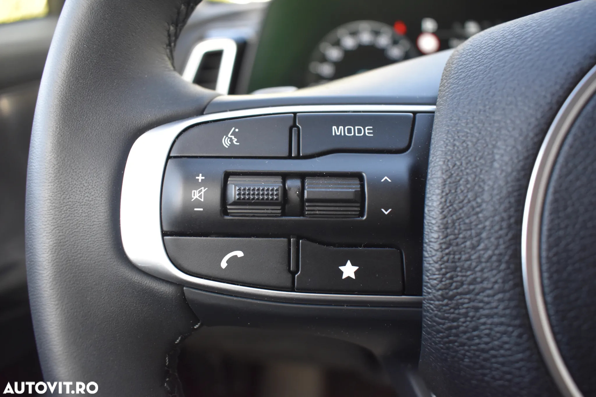 Kia Sportage 1.6 T-GDI 7DCT HP 4x4 MHEV Style - 17