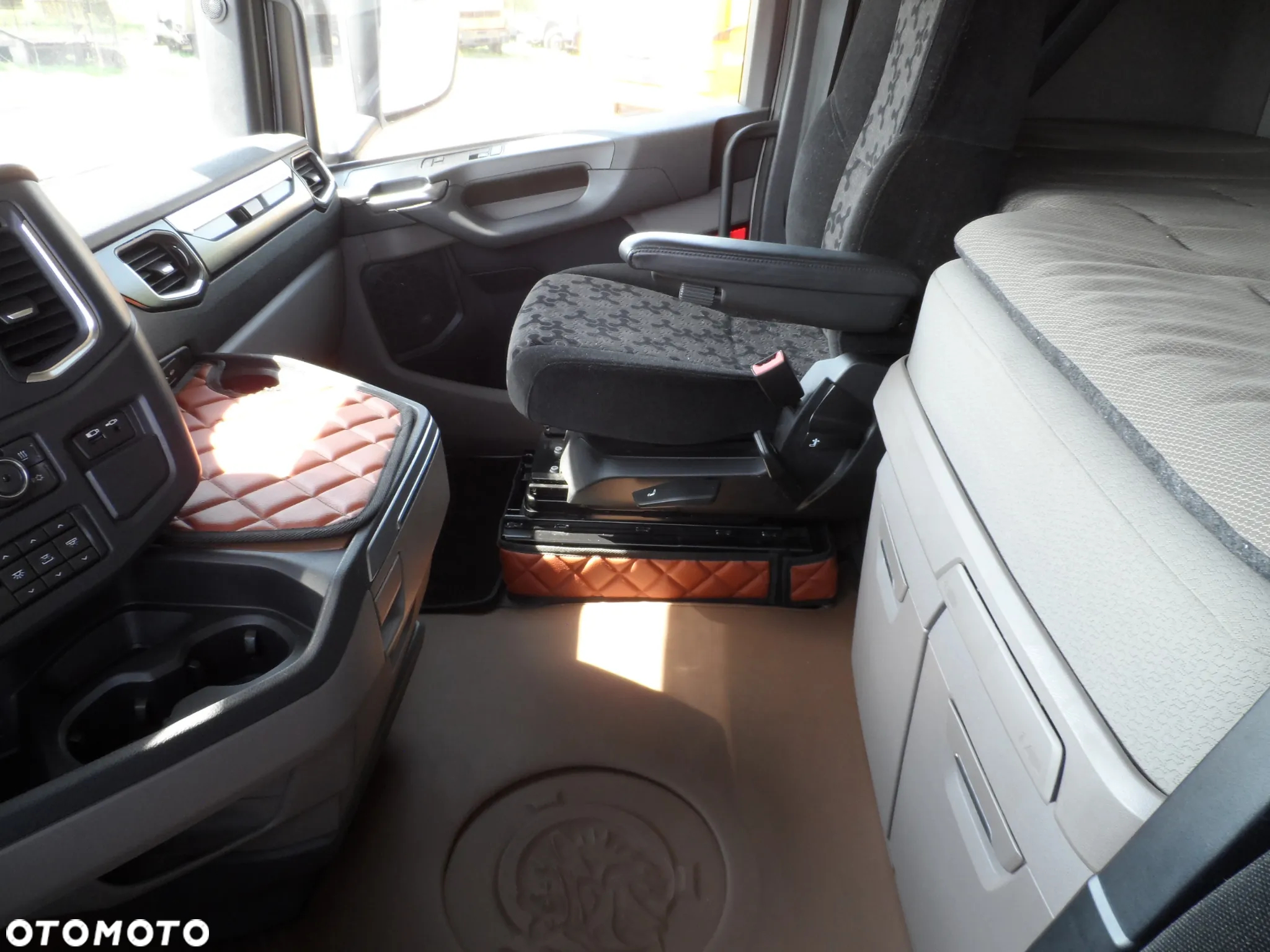 Scania S 450 - 8