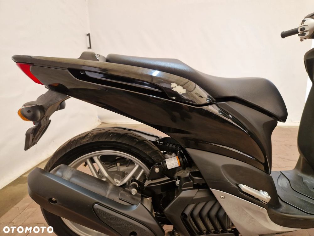 Yamaha X-max - 15