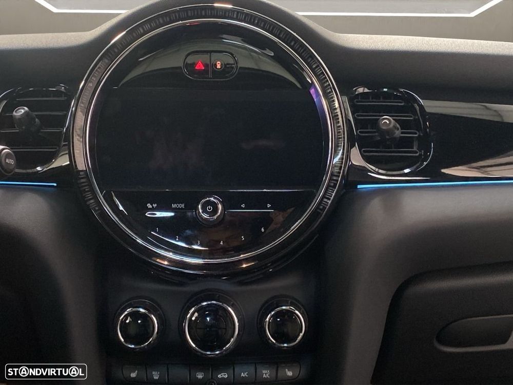 MINI 3 Portas Cooper SE Premium P. Classic - 10