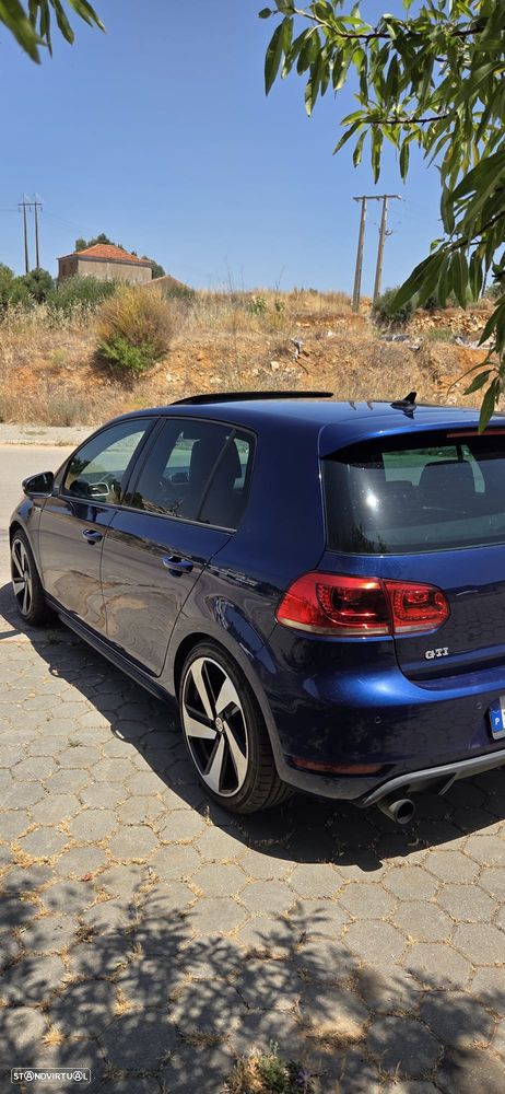VW Golf 2.0 GTI DSG - 8