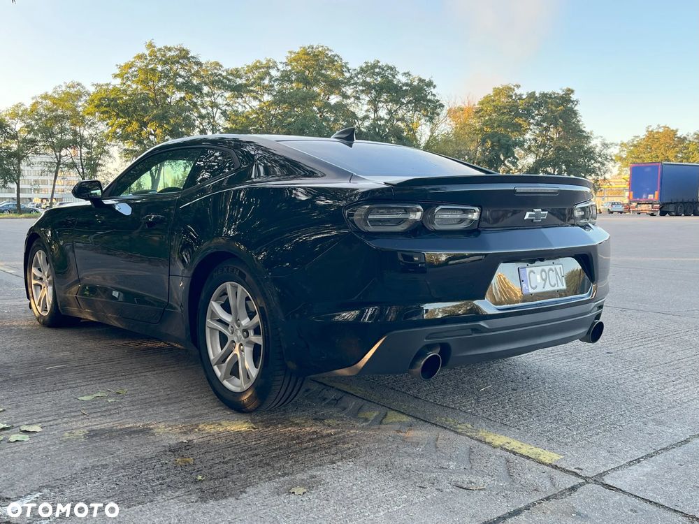Chevrolet Camaro Coupe 2.0 - 6