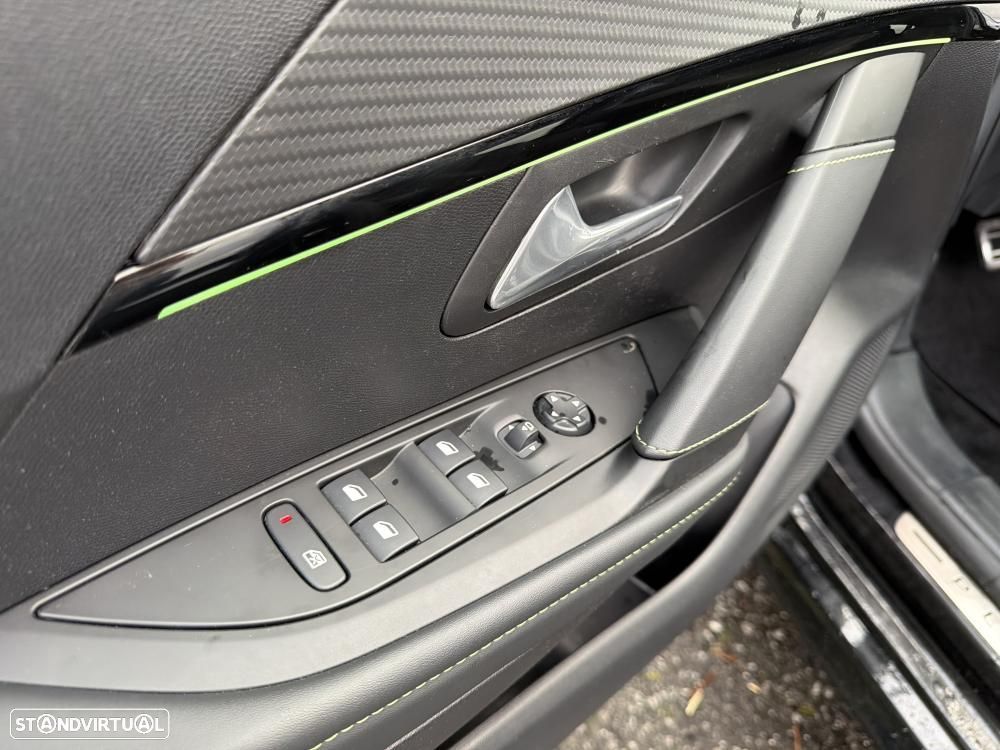 Peugeot e-208 50 kWh GT Pack - 18