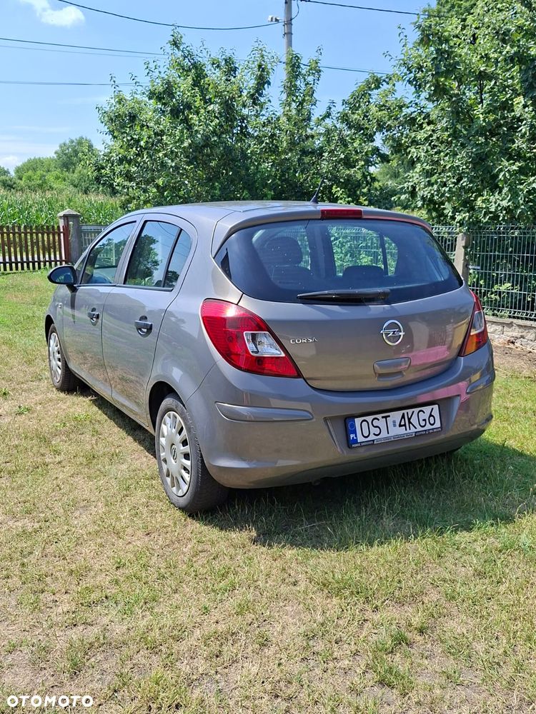 Opel Corsa - 4