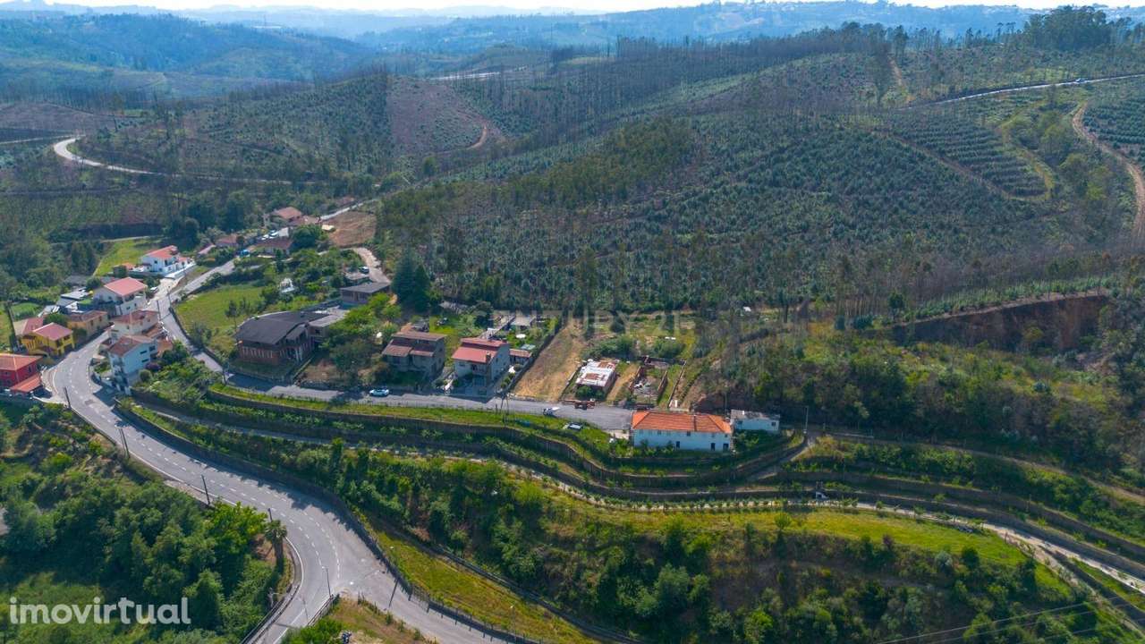 Lote de terreno com 655 m2 em Covelo - perto do rio Sousa - Grande imagem: 4/16