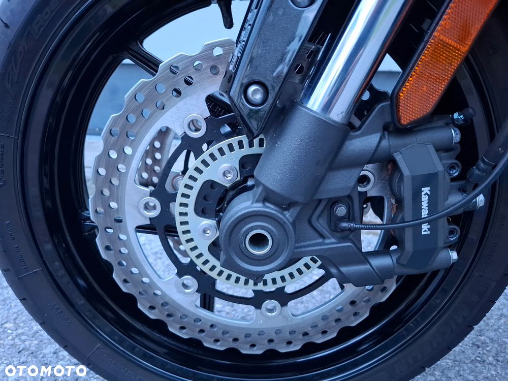 Kawasaki Versys 1000 - 8