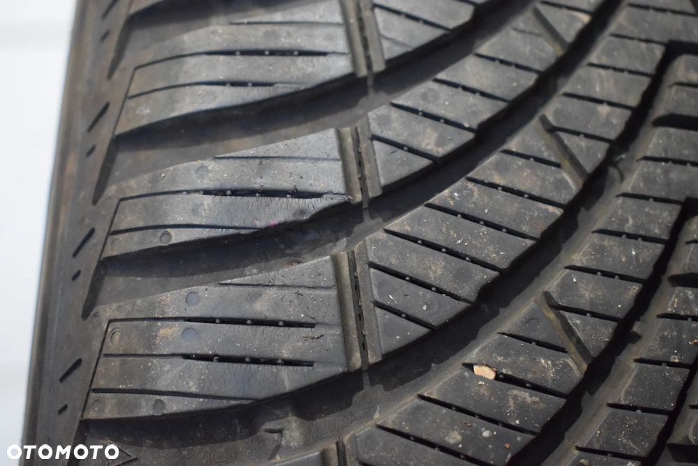 R18 215/50 Kumho Solus 4S HA32 - 6