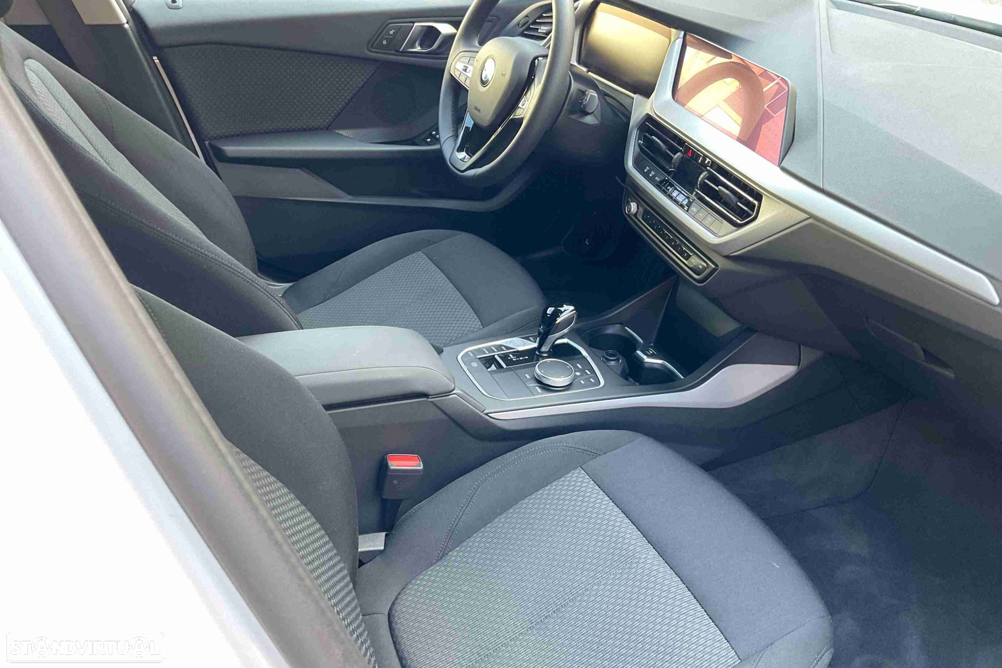 BMW 116 i Advantage - 8