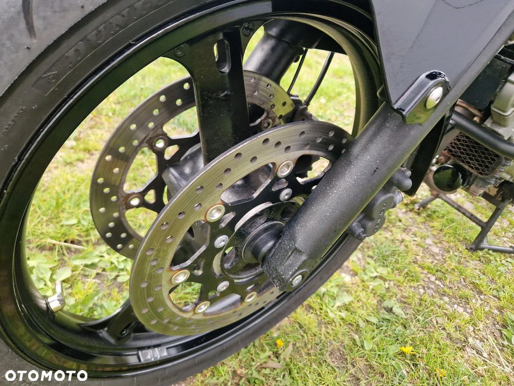 Suzuki V-STROM - 31