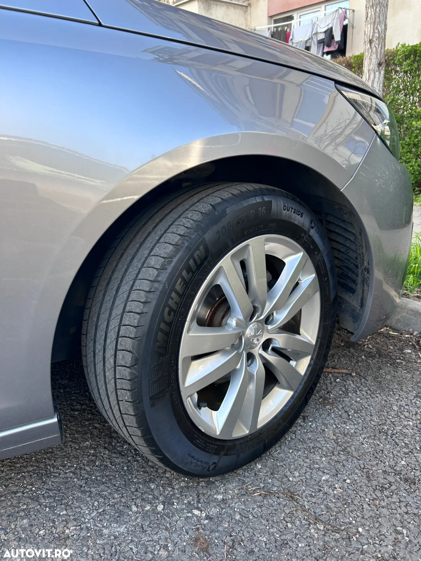 Peugeot 308 1.2 L PureTech Turbo S&S Active Pack - 10