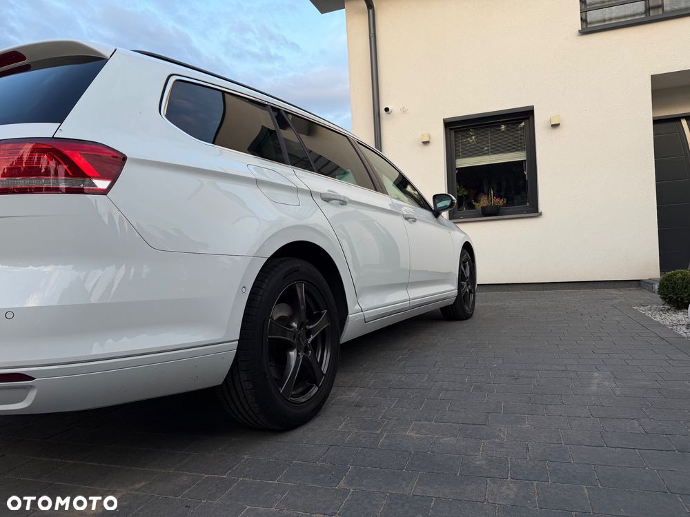 Volkswagen Passat 1.6 TDI (BlueMotion Technology) Comfortline - 12