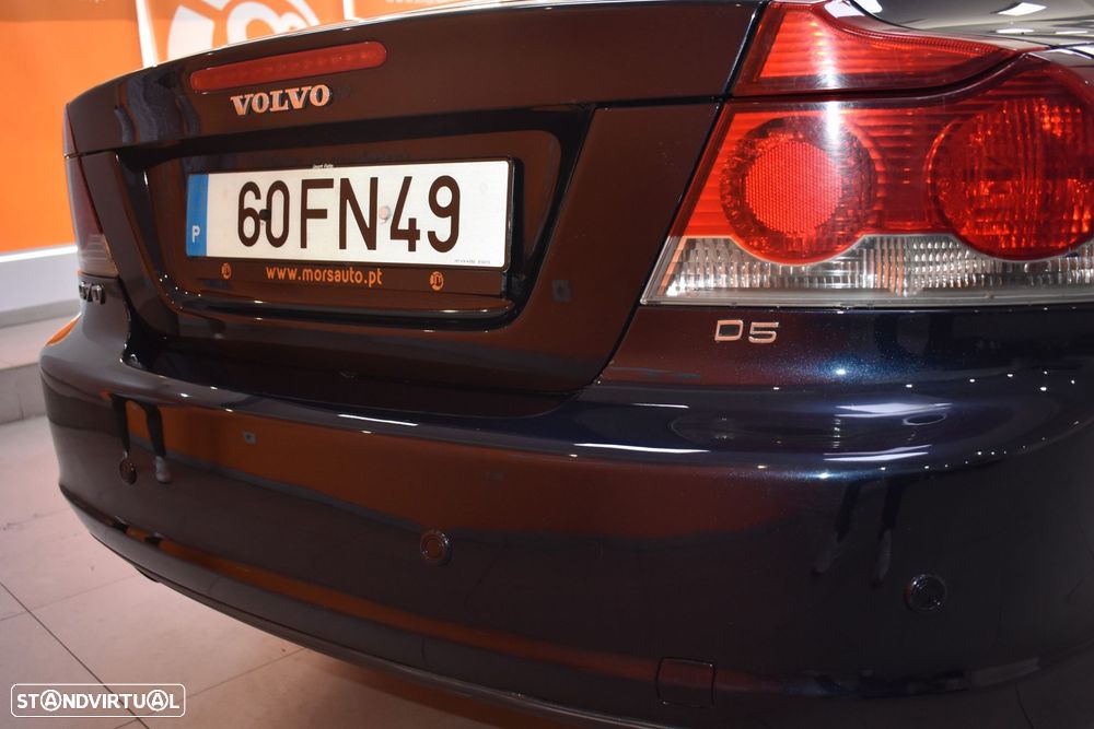 Volvo C70 2.4 D5 Momentum - 17